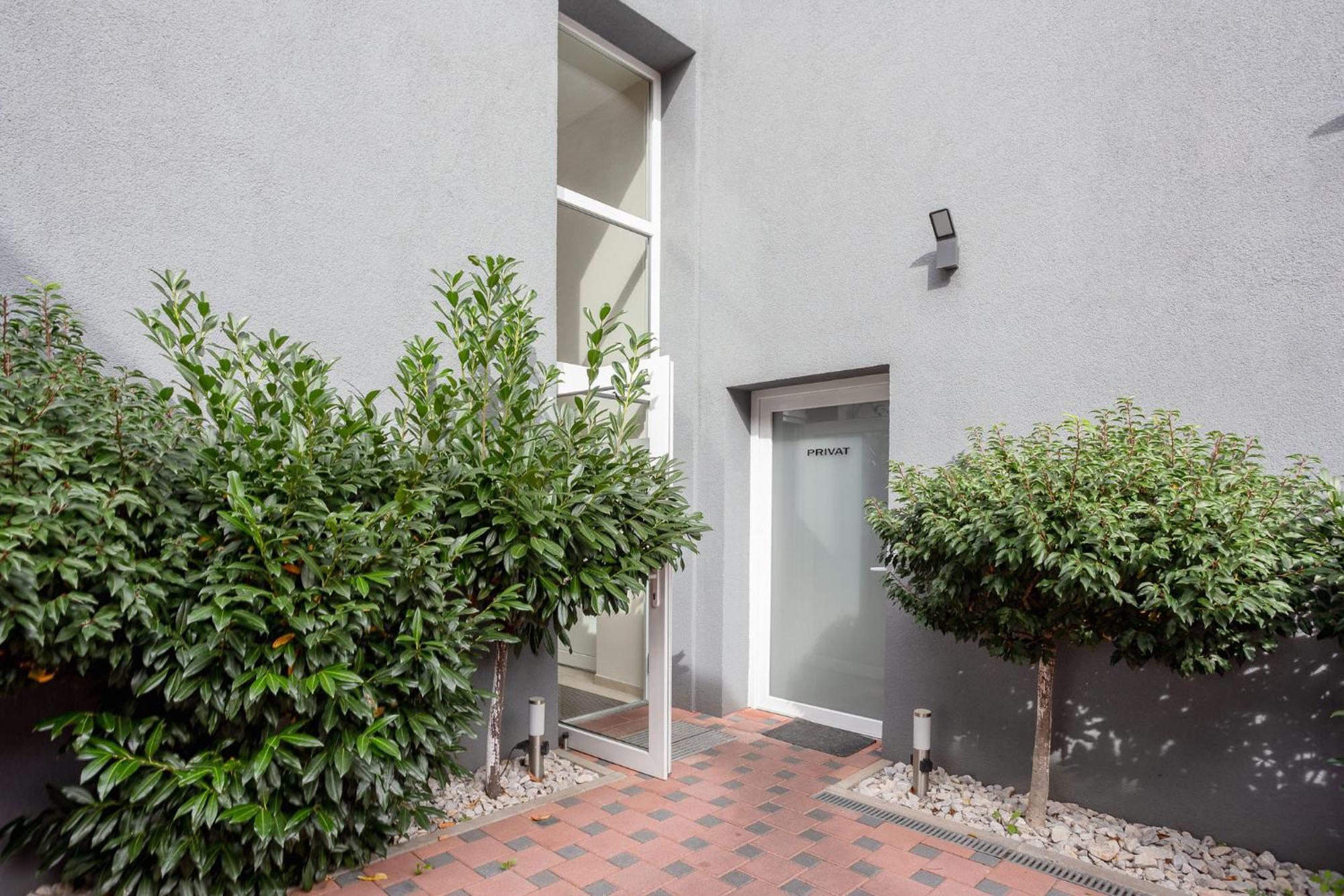 Casa Plus Villach Exteriör bild