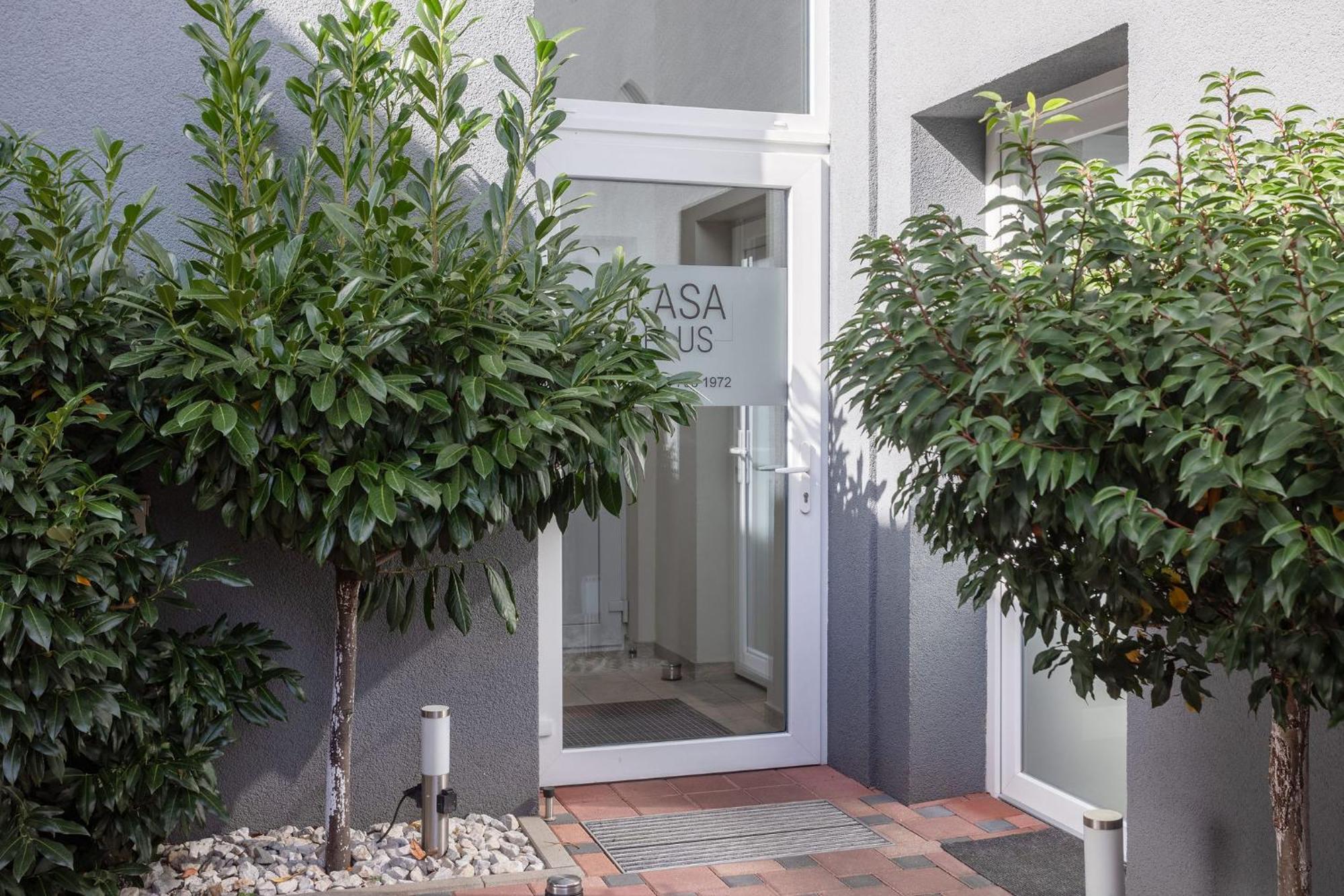 Casa Plus Villach Exteriör bild
