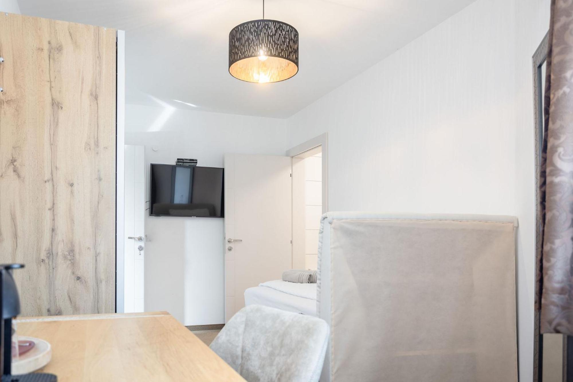 Casa Plus Villach Exteriör bild